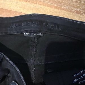 American Eagle Distressed Skinny Jean -Black
